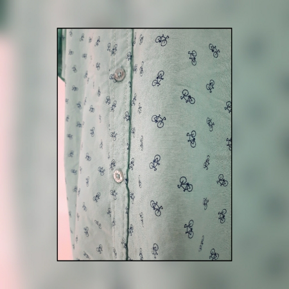 Free Planet shirt - Picture 2 of 5